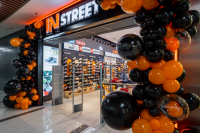 instreet