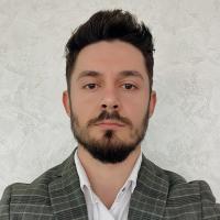 Lucrător în oficiu